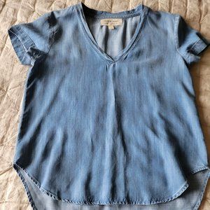 Cloth and Stone Denim Blue Short Sleeved Blouse